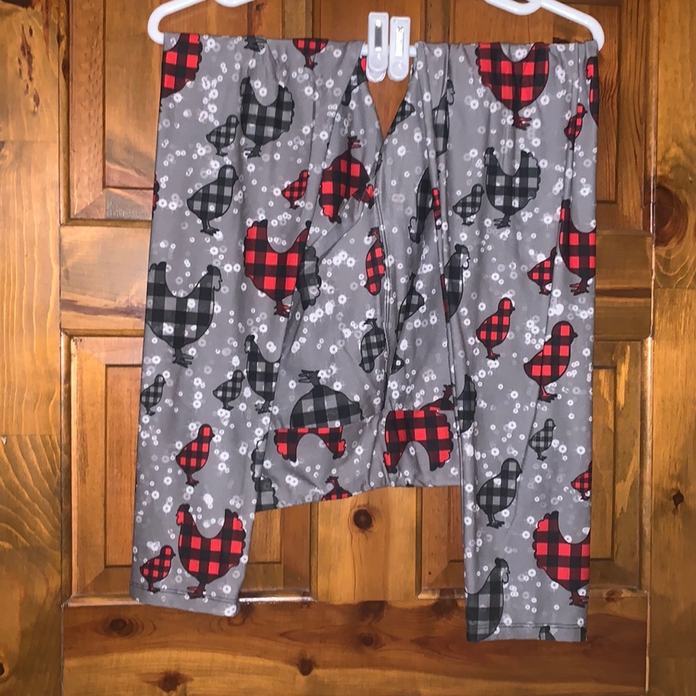 Buffalo Plaid Chicken Leggings